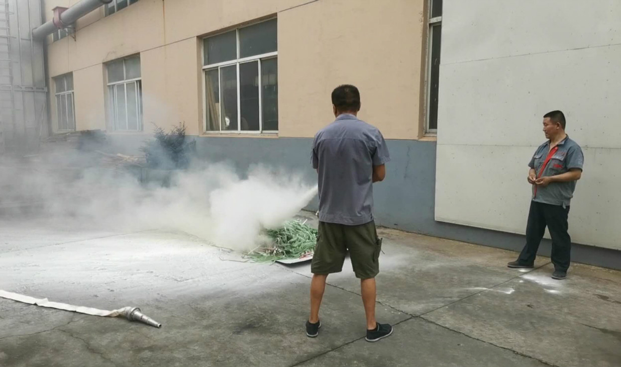 無錫木托盤廠家消防安全實(shí)戰(zhàn)演習(xí)