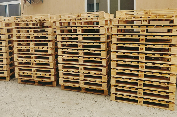 常規實木托盤回收價一般是多少?