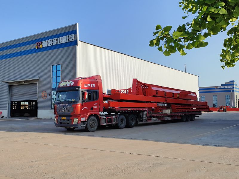 電動(dòng)葫蘆門(mén)式起重機(jī) 2臺(tái) MHxh10t—25m 外懸5/5m MHxh5t—23m 外懸4.5/4.5m 制作完成，發(fā)往青海交付客戶使用